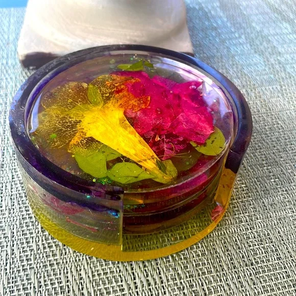Handmade Pressed Flower Coaster Set and Holder Round Vibrant - Picture 1 of 16